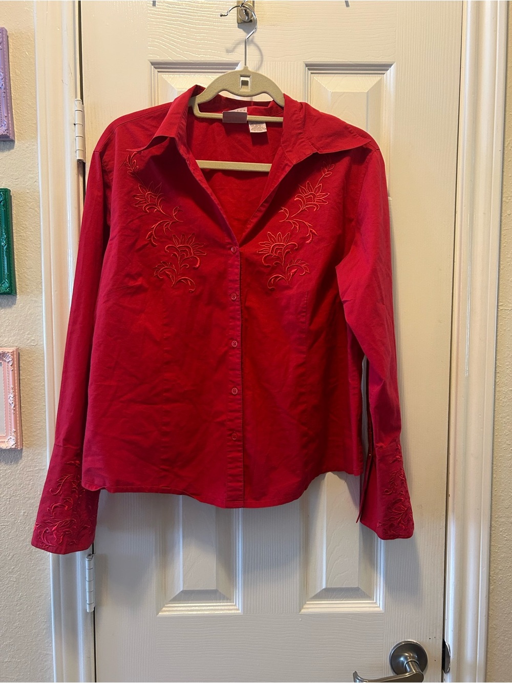 Fiorlini International Vintage Red Button down with Gorgeous details
